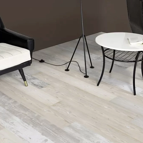 ДУБ ТРАДИЦИОННЫЙ ЛАМИНАТ  KAINDL  EASY TOUCH PREMIUM PLANK ламинат для пола